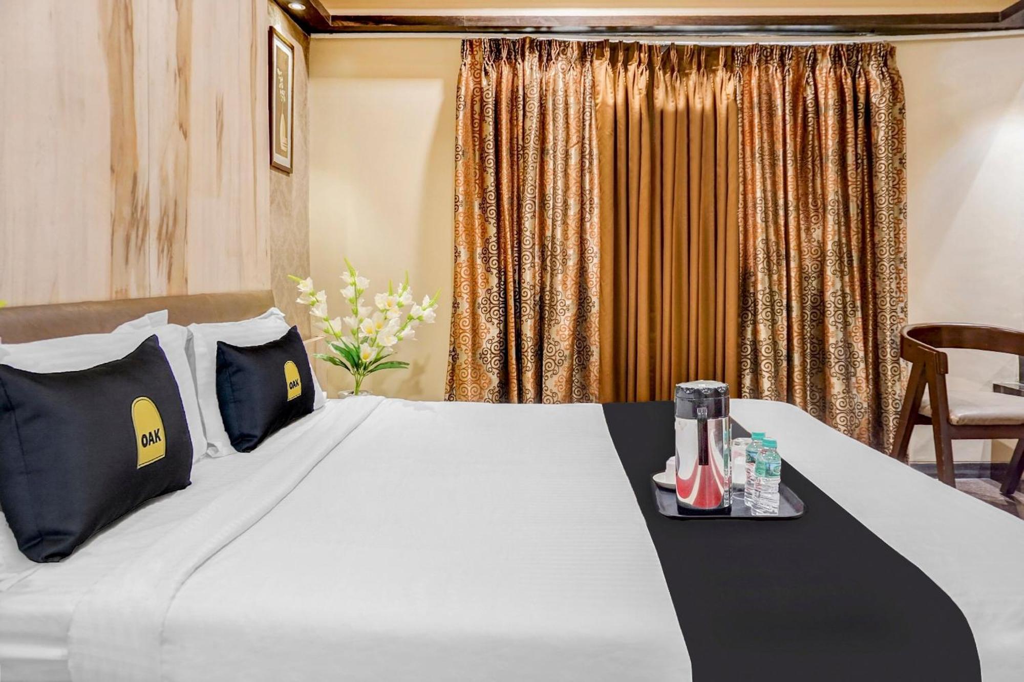 Hotel Hight Krone A Family Hotel Near Igi Airport Delhi นิวเดลี ภายนอก รูปภาพ